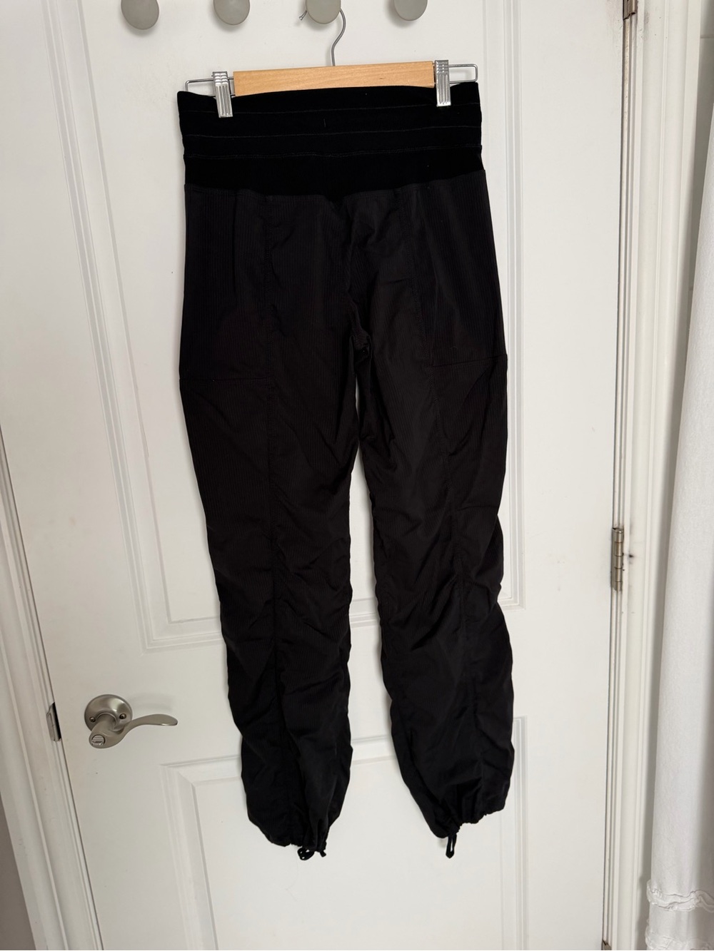 Lululemon Dance Studio Pant III *Unlined
Black size 6 - Picture 12 of 12
